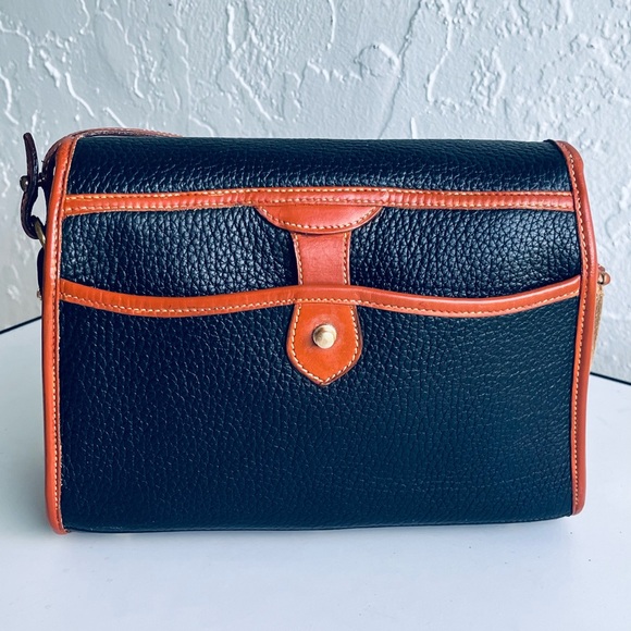VINTAGE MIDNIGHT BLUE  SADDLE TAN PIPING DOONEY ESSEX SHOULDER CROSSBODY BAG AWL - Picture 15 of 16